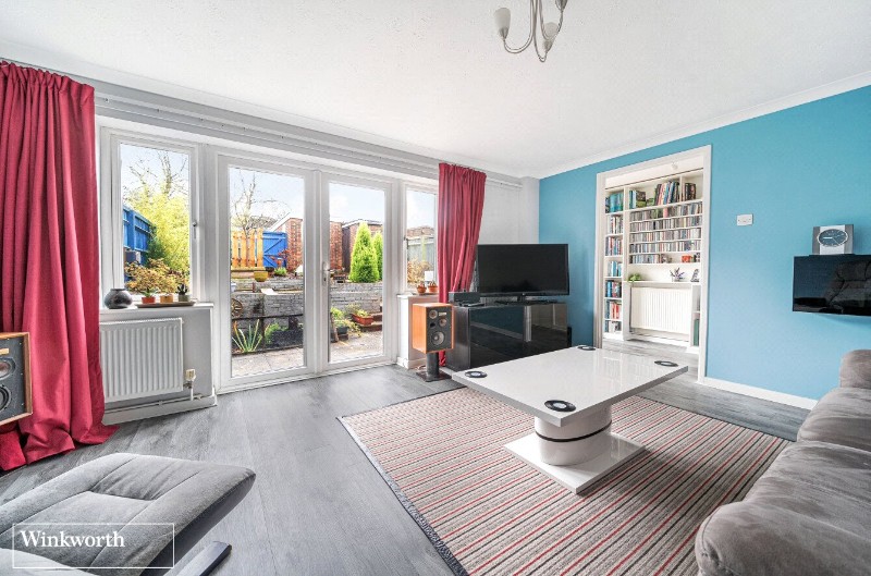 Novello Close, Basingstoke, Hampshire, RG22