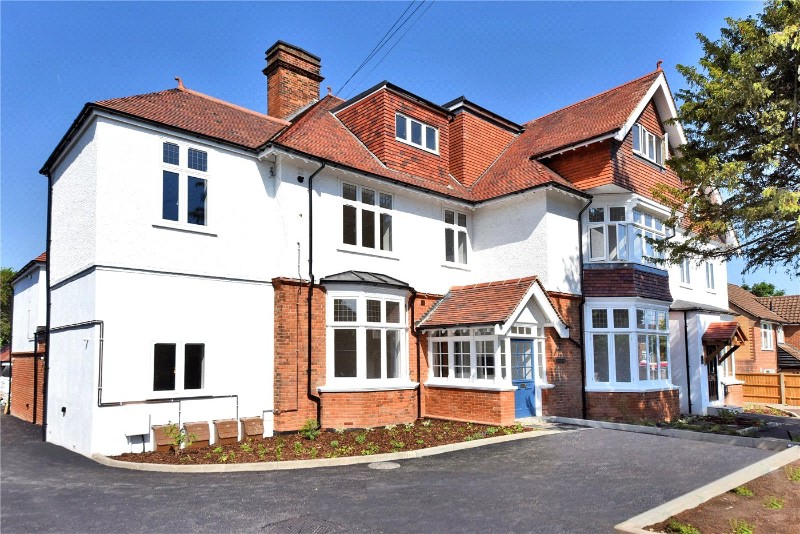 Holly Oak Close, Cheam, Sutton, SM2