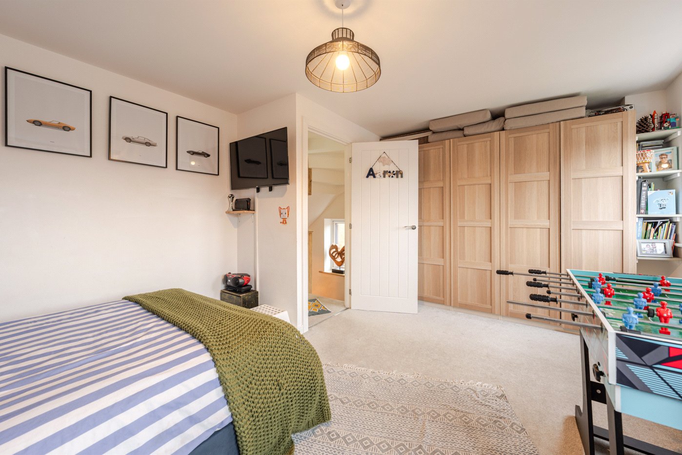 Bedroom 2 To Wardrob