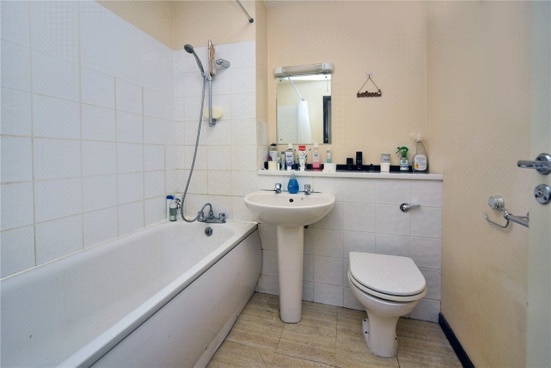 Clarence Court, Horley, Surrey, RH6