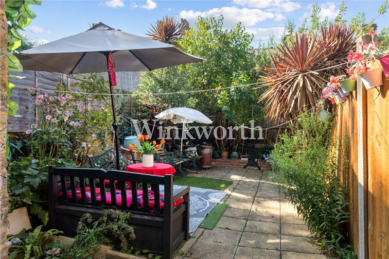 Greyhound Road, London, N17