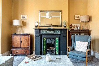 Kelfield Gardens, London, W10