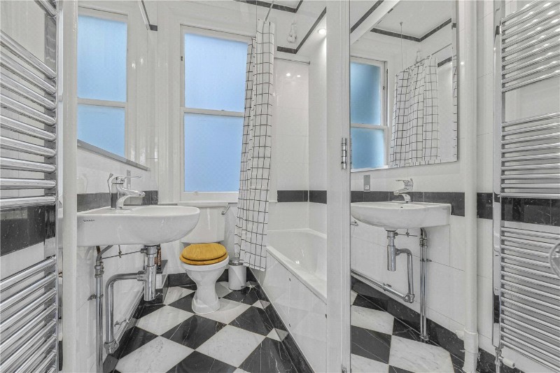 Ridgmount Gardens, London, WC1E