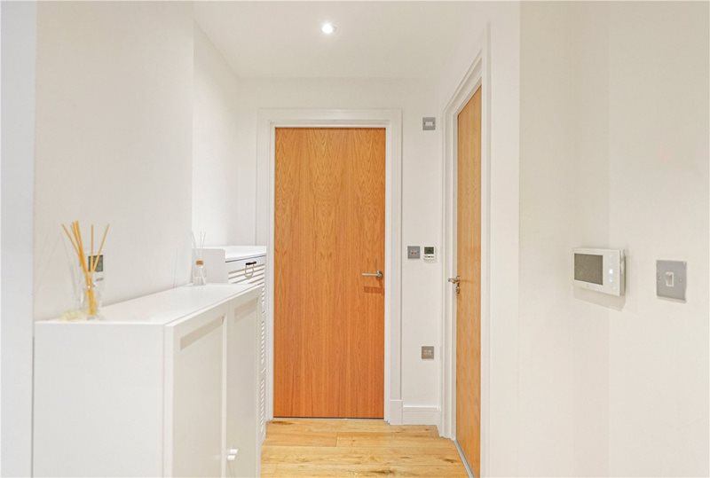 Cavell Street, London, E1