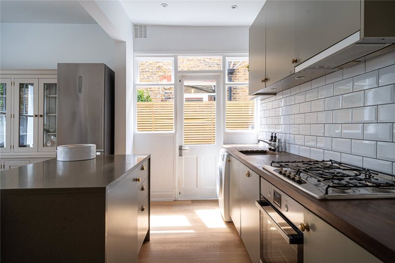 Rastell Avenue, London, SW2