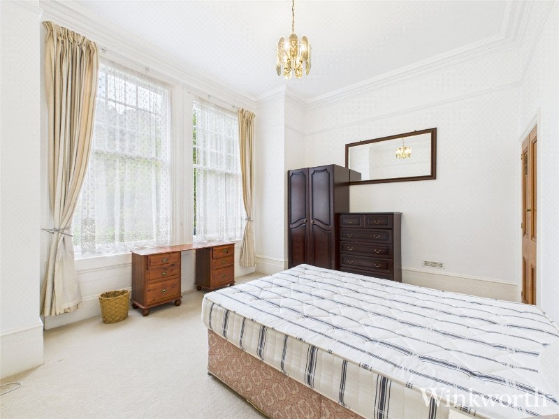 Madeley Road, London, W5