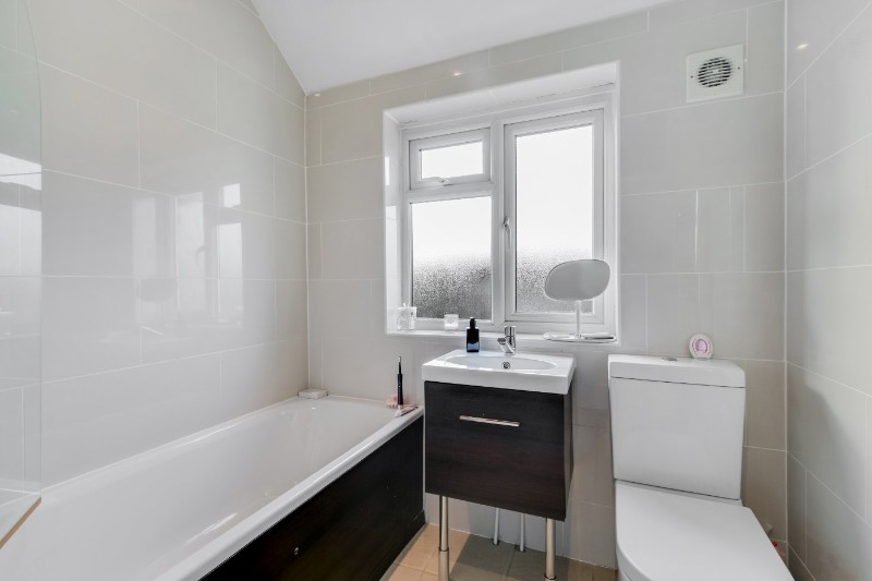 Aviemore Way, Beckenham, BR3