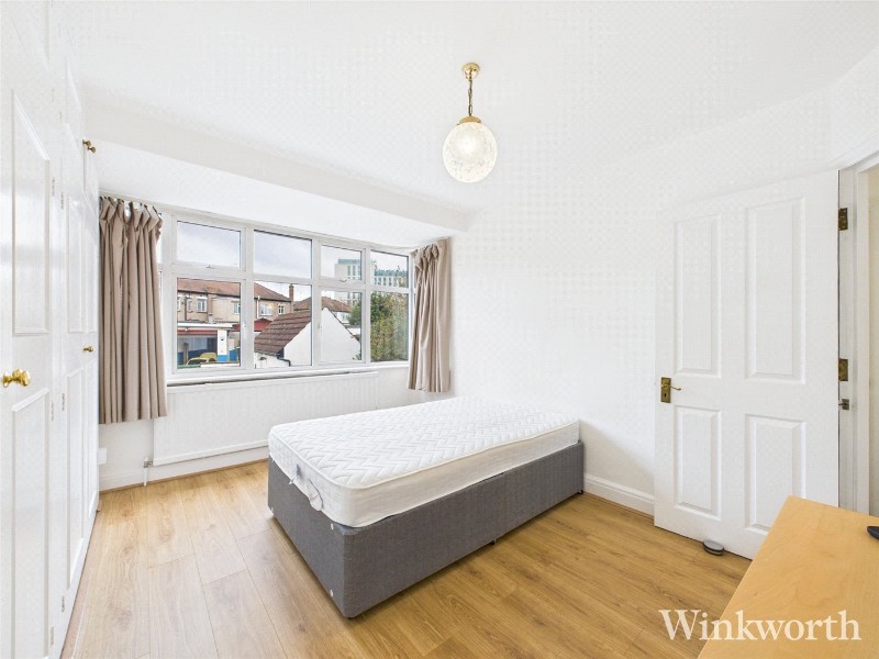 Cleveley Crescent, London, W5
