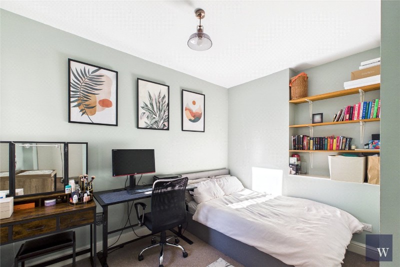 Thurlow Park Road, London, SE21