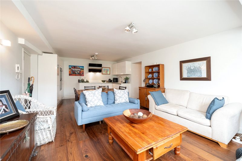 Southfields Court, Augustus Road, London, SW19
