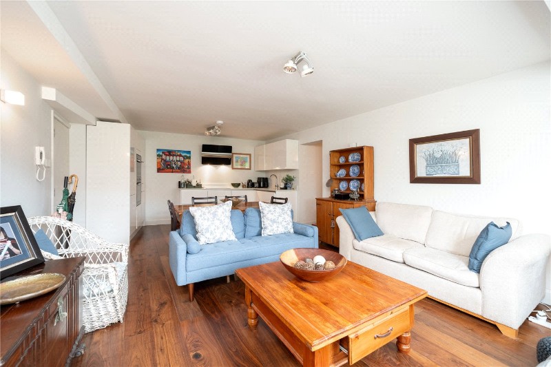 Southfields Court, Augustus Road, London, SW19