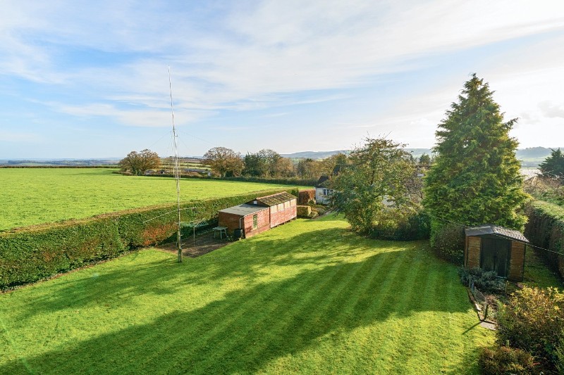 Crediton, Devon, EX17