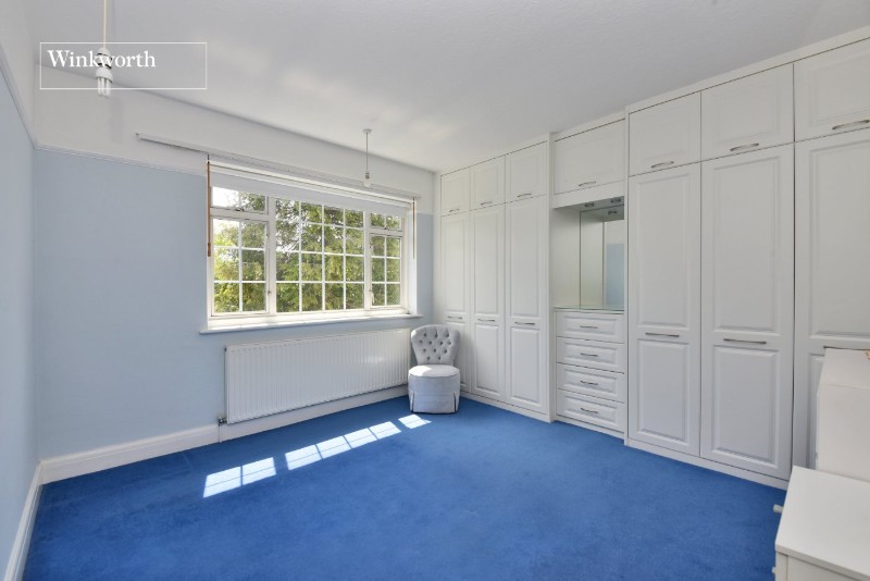 Nonsuch Walk, Cheam, Sutton, Surrey, SM2