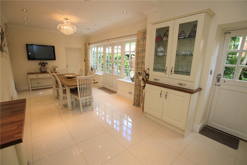 Calcot Court, Calcot, Reading, Berkshire, RG31