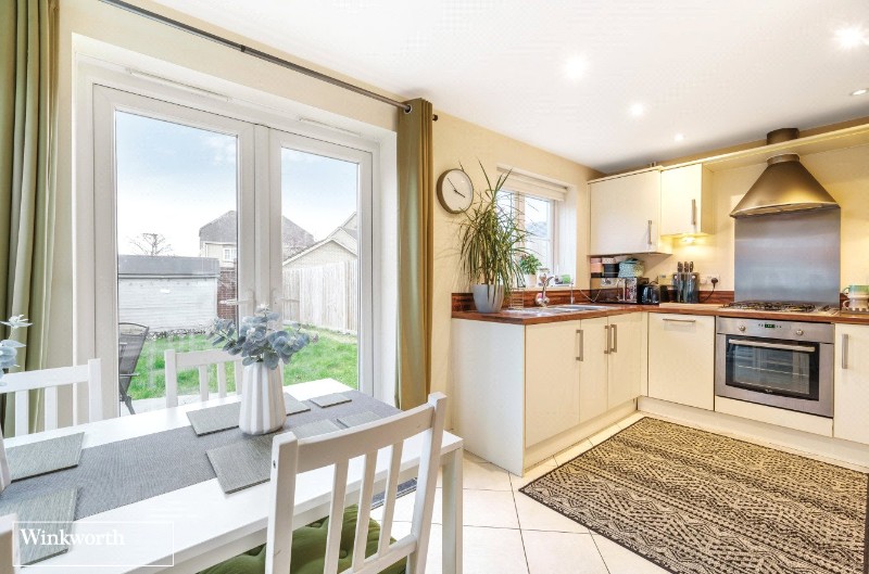 Dorset Crescent, Basingstoke, Hampshire, RG22