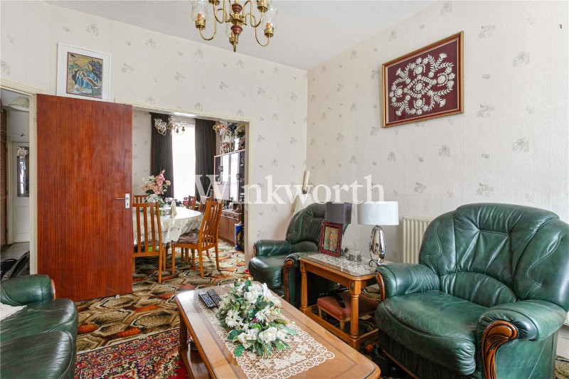 La Rose Lane, London, N15