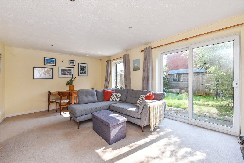 Stonechat Close, Petersfield, Hampshire, GU31
