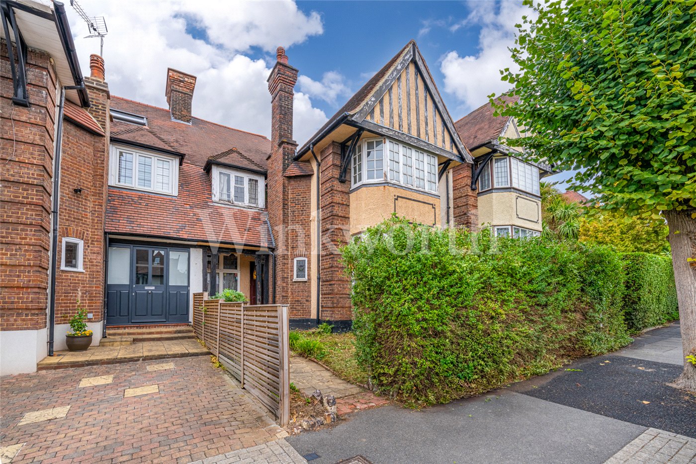 Dunstan Road, London, NW11