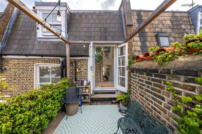 Warwick Avenue, London, W9
