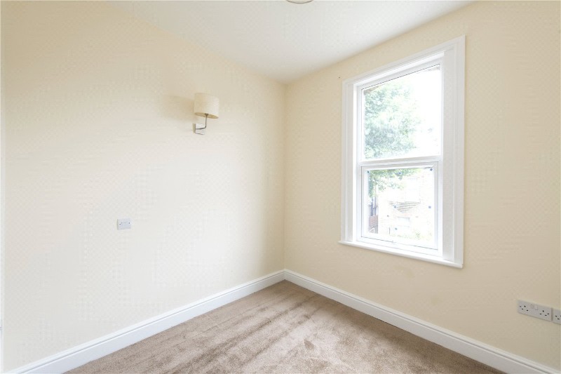 Barcombe Avenue, London, SW2