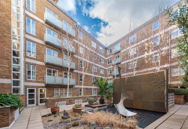 Vincent Square, London, SW1P