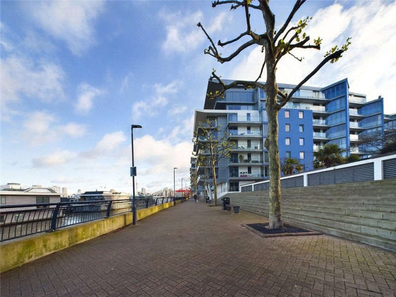 Eastfields Avenue, London, SW18