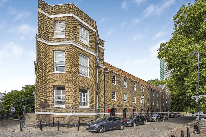 Foreshore, London, SE8