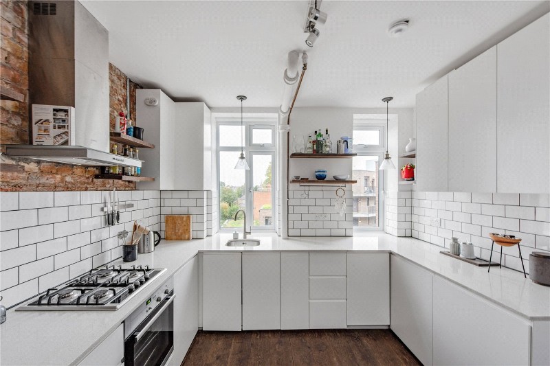 Shacklewell Lane, London, E8