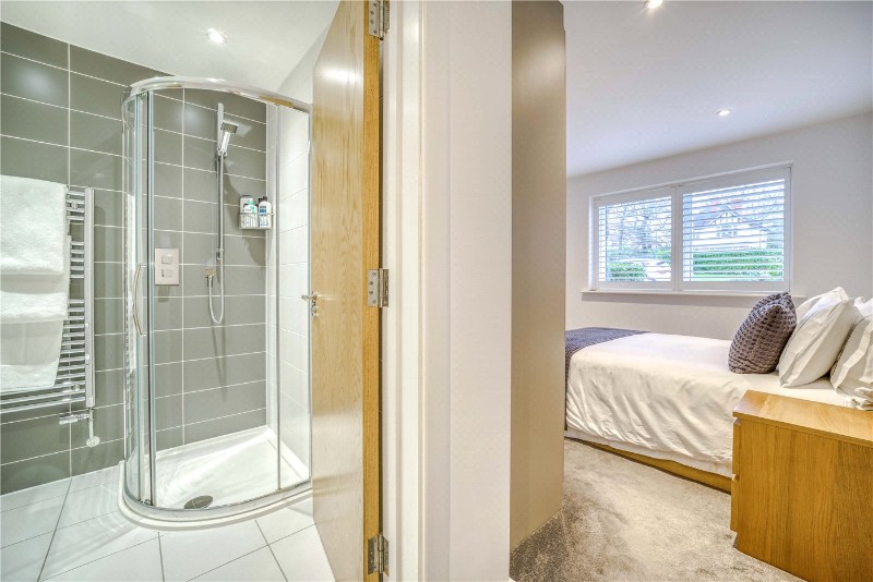 Bournemouth Road, Lower Parkstone, Poole, Dorset, BH14