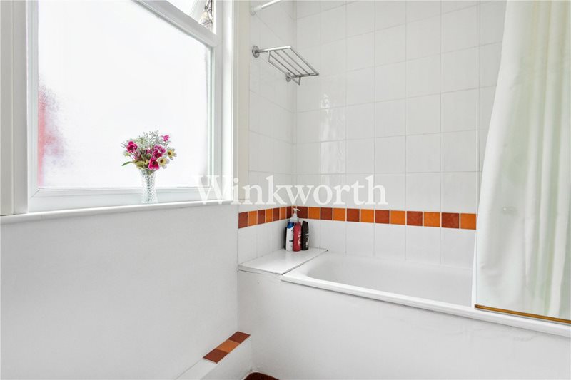 Boundary Road, London, N22