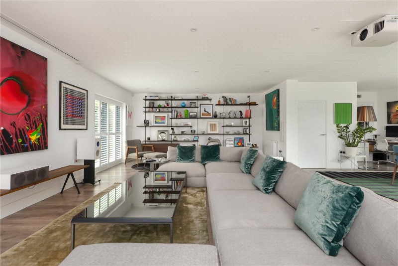 Cliff Road, Hythe, Kent, CT21