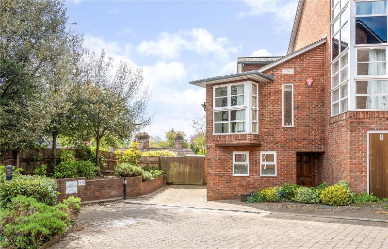 Friary Gardens, Winchester, Hampshire, SO23