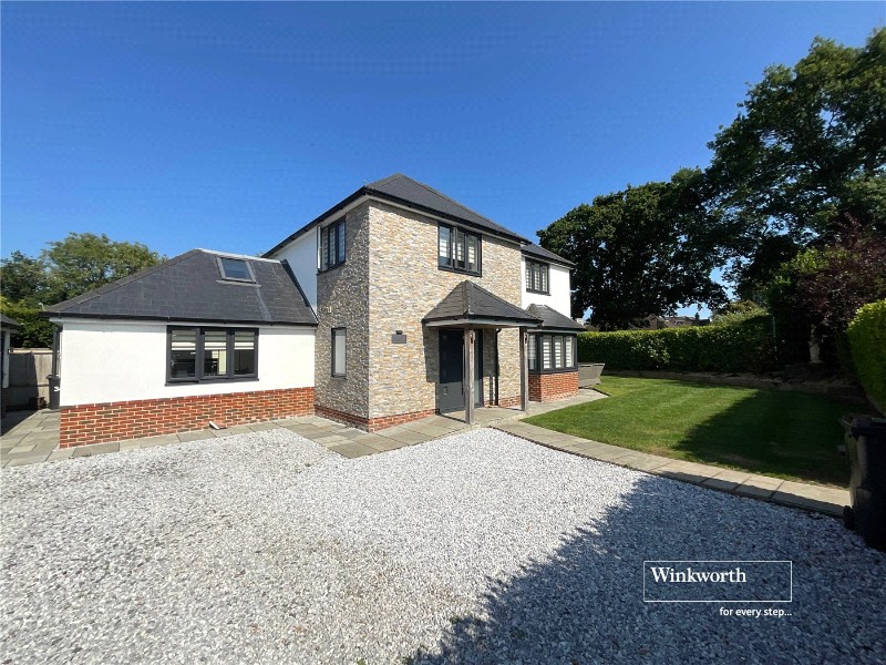 Kennard Road, New Milton, Hampshire, BH25