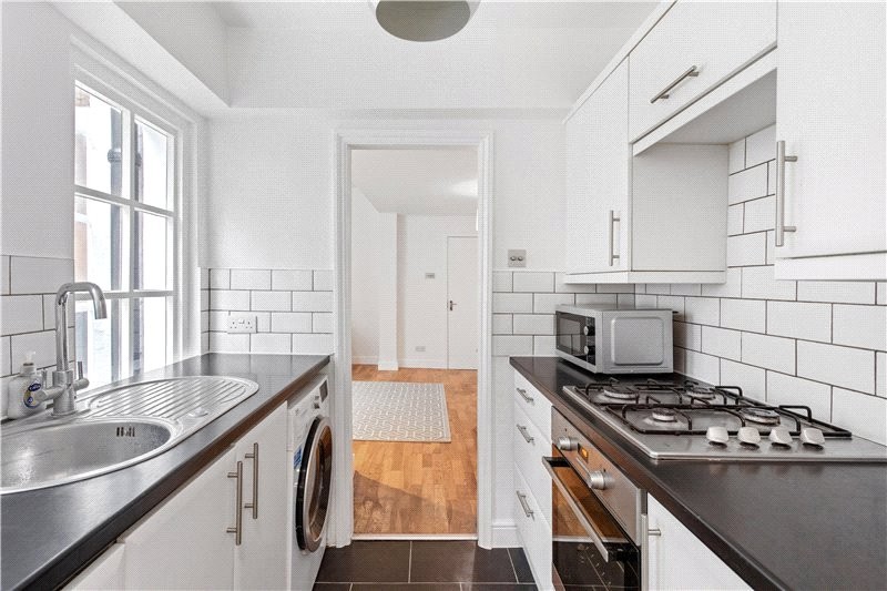 Kempsford Gardens, London, SW5