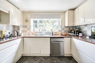 Wheeler Close, Pewsey, Wiltshire, SN9