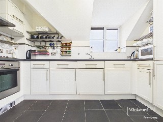 Silver Street, Reading, Berkshire, RG1