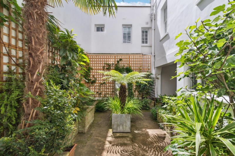 Westbourne Terrace, Bayswater, W2