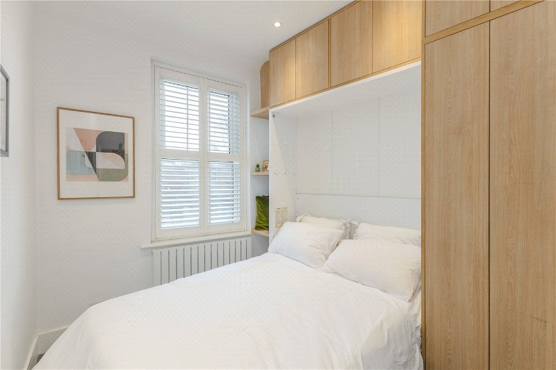 Queenstown Road, London, SW8