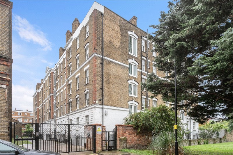 Enfield Cloisters, Fanshaw Street, London, N1