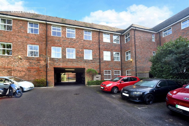 Overton Road, Sutton, SM2