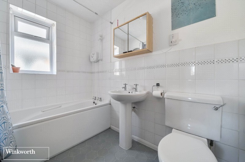 Schroeder Close, Basingstoke, Hampshire, RG21