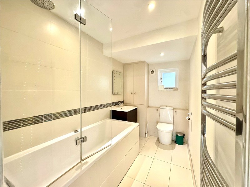 Christchurch Road, London, N8