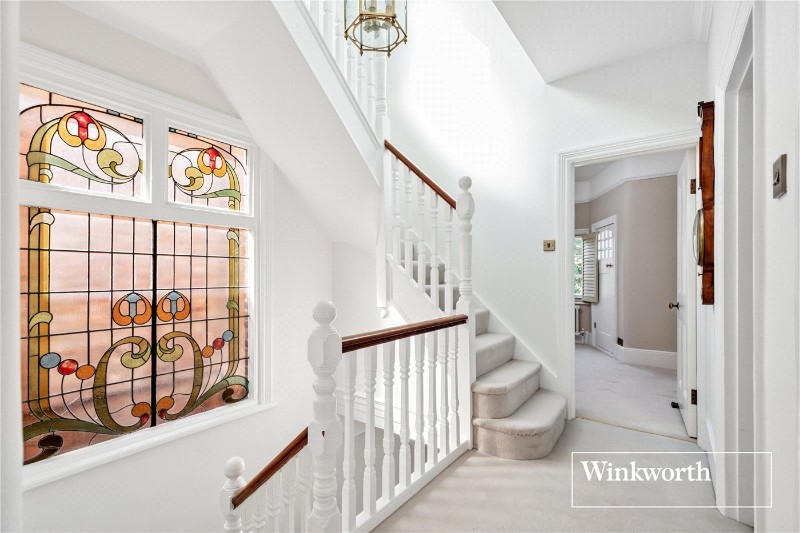 Etchingham Park Road, Finchley, London, N3