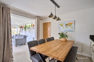 Weston Grove, Bagshot, Surrey, GU19