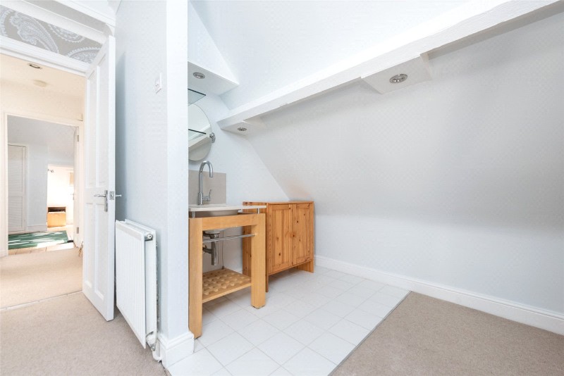 Blenheim Gardens, London, NW2