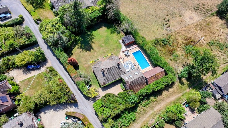 Beechfield Lane, Frilsham, Thatcham, Berkshire, RG18