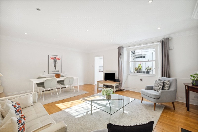 Lansdowne Crescent, London, W11