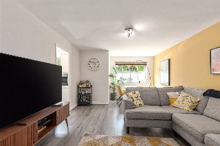 Lisle Close, London, SW17