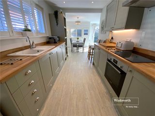 Hynesbury Road, Christchurch, Dorset, BH23
