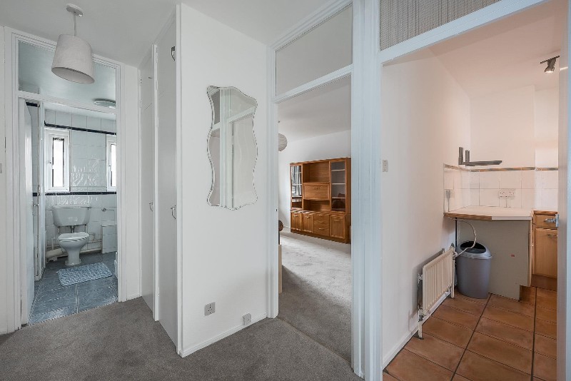 Alderney Street, London, SW1V